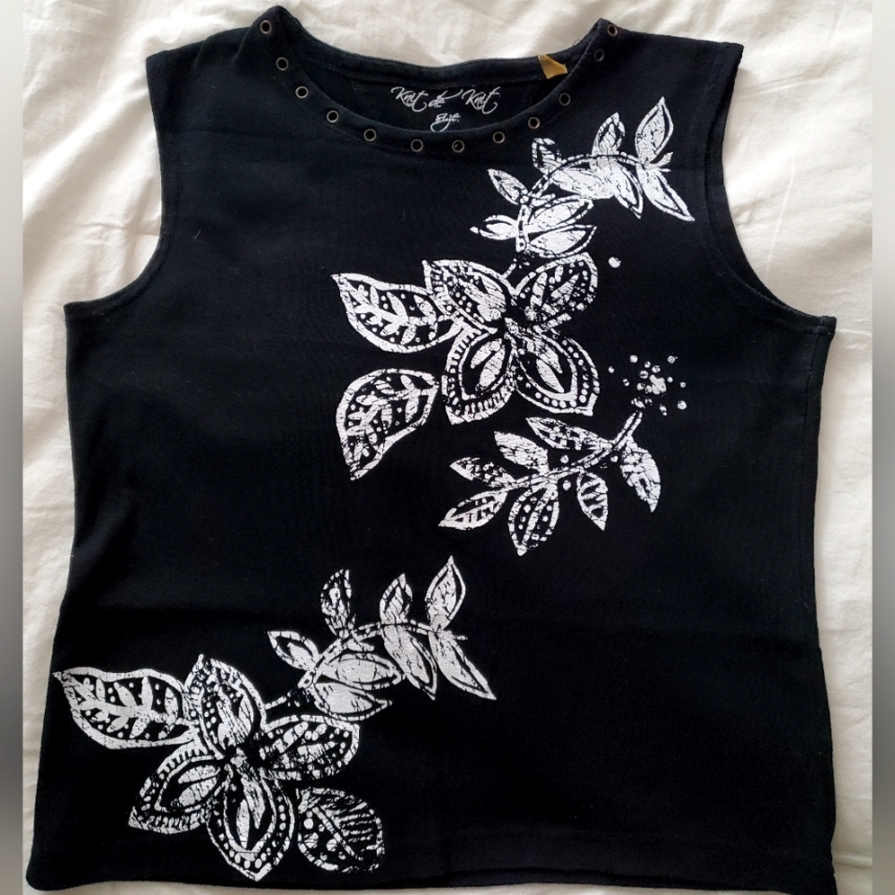 Knit de Knit Black Sleeveless Shirt, Size Medium